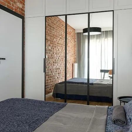 Close-golden - Great Location - Cozy And Bright&janapawla19 Wrocław