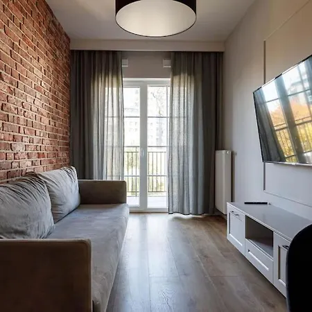 Golden - Great Location - Cozy And Bright&janapawla19 Apartament