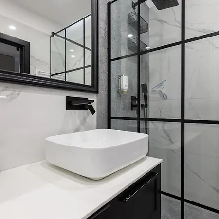 Golden - Great Location - Cozy And Bright&janapawla19 아파트 *