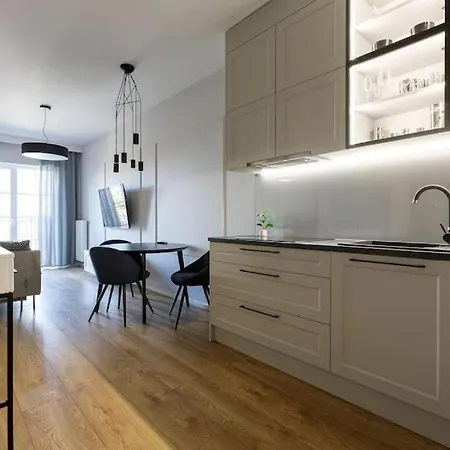 Golden - Great Location - Cozy And Bright&janapawla19